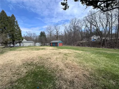 1275 Broadway Ave, Bedford, OH 44146