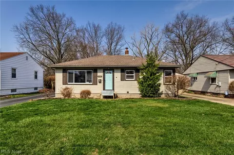 1440 Eastland Ave SE, Warren, OH 44484
