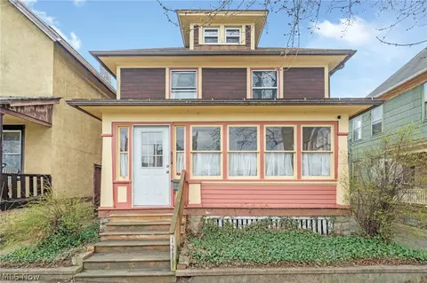 121 Chestnut Ave NE, Massillon, OH 44646