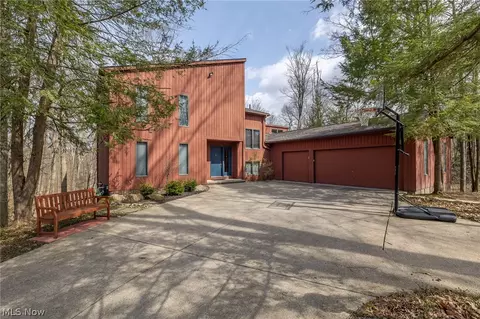3573 Autumn Tree Dr, Medina, OH 44256