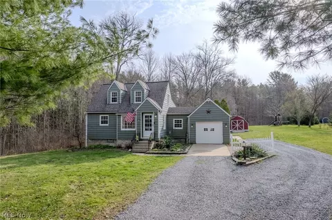 3456 Phalanx Mills Herner Rd, Southington, OH 44470