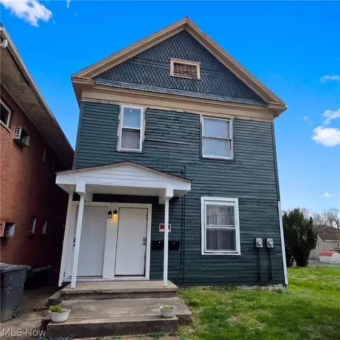 1506 Avery St, Parkersburg, WV 26101