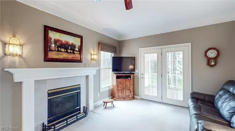 5690 Canyon View Dr, Painesville, OH 44077 photo 16