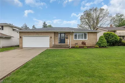 12017 Denver Dr, Parma Heights, OH 44130