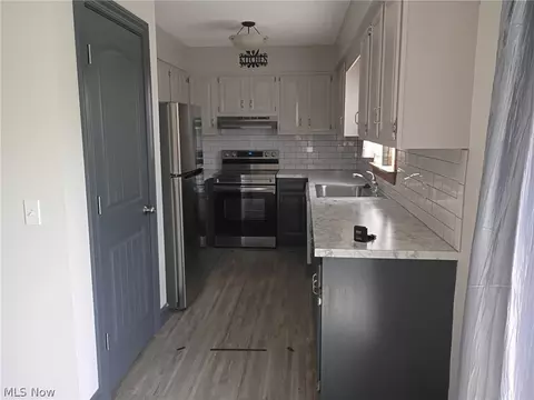 Kitchen - 3106 Parkview St NW, Canton, OH 44708 photo 1 of 2