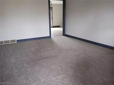 Living - 3106 Parkview St NW, Canton, OH 44708 photo 3 of 6