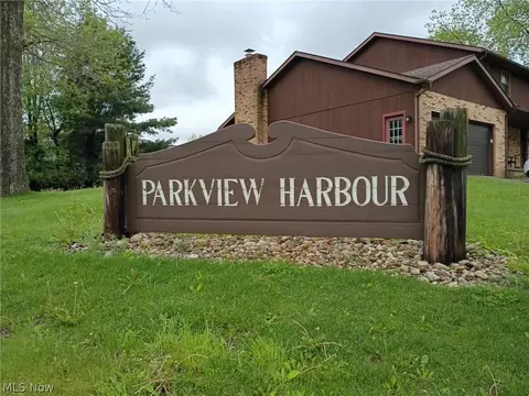 Exterior - 3106 Parkview St NW, Canton, OH 44708 photo 2 of 4