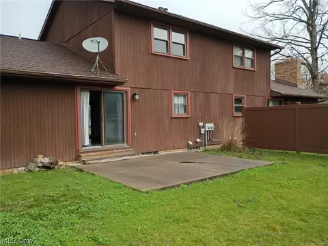 Exterior - 3106 Parkview St NW, Canton, OH 44708 photo 3 of 4