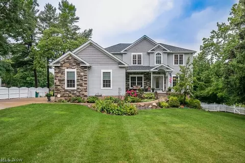 7640 Hopkins Rd, Mentor, OH 44060