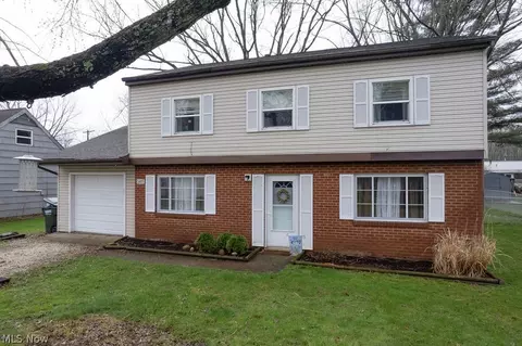 3415 Hanover Dr, Kent, OH 44240