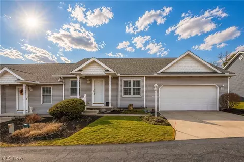 3301 Sumser St NW, North Canton, OH 44720