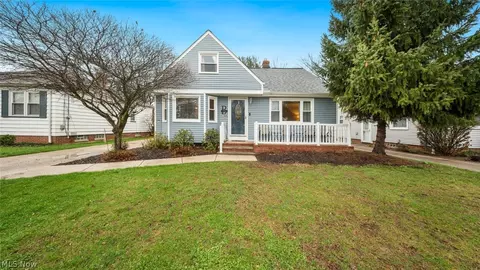 6220 Denison Blvd, Parma Heights, OH 44130