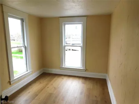Bedroom - 276 Orange St, Conneaut, OH 44030 photo 3 of 6