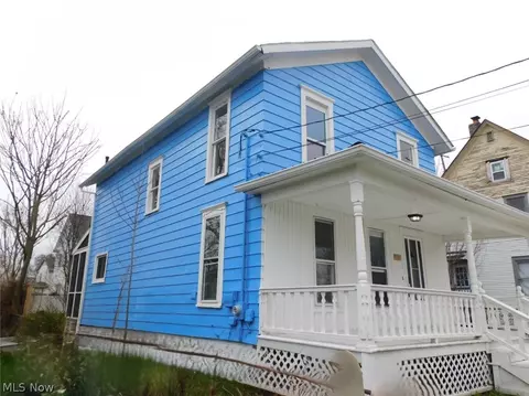 Exterior - 276 Orange St, Conneaut, OH 44030 photo 2 of 3