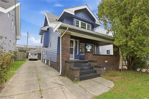 11816 Buckingham Ave, Cleveland, OH 44120