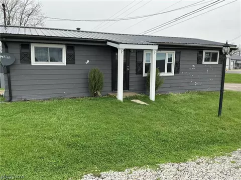 4595 Boggs Rd, Zanesville, OH 43701