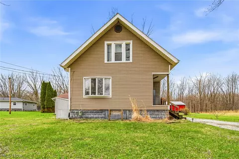 3449 Addison Rd, Geneva, OH 44041
