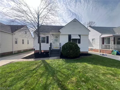 5408 Oakwood Ave, Maple Heights, OH 44137