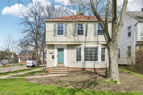 3741 Northwood Rd, University Heights, OH 44118