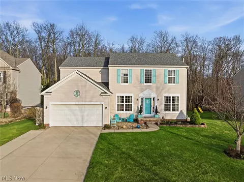 313 Wilmington Dr, Broadview Heights, OH 44147