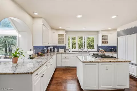 Kitchen - 5700 Clingan Rd, Struthers, OH 44471 photo 1 of 3