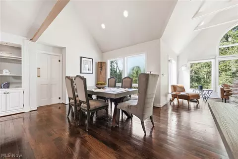 Dining - 5700 Clingan Rd, Struthers, OH 44471 photo 2 of 4