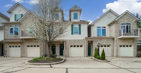 3178 Richmond Rd, Beachwood, OH 44122
