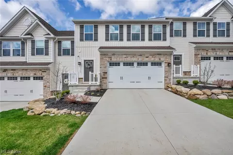 7366 Hillshire Dr, Concord Twp, OH 44077