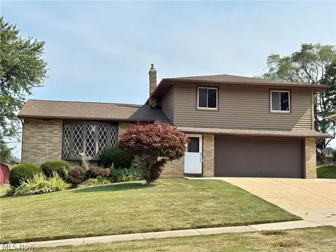 4092 Sarasota Dr, Parma, OH 44134