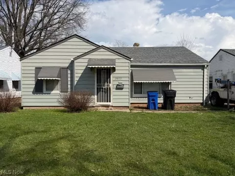 3977 Wendy Dr, Cleveland, OH 44122