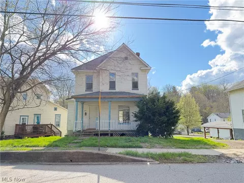 456 N 8th St, Mcconnelsville, OH 43756