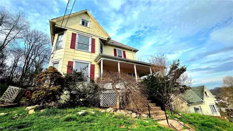 104 W Spring St, Marietta, OH 45750