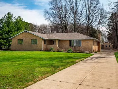 14345 W Sprague Rd, Strongsville, OH 44136