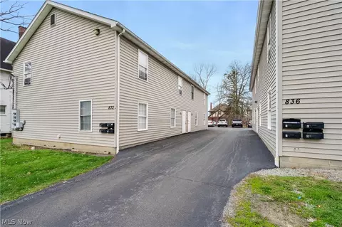 836 Michigan Ave, Youngstown, OH 44504