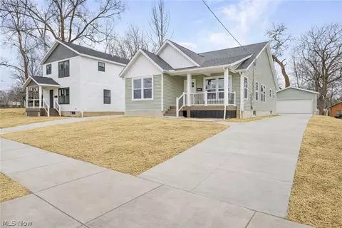 1328 Hazelwood, Akron, OH 44305
