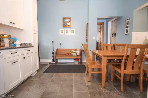 Entry Way - 501 E Main St, Barnesville, OH 43713 photo 3 of 6