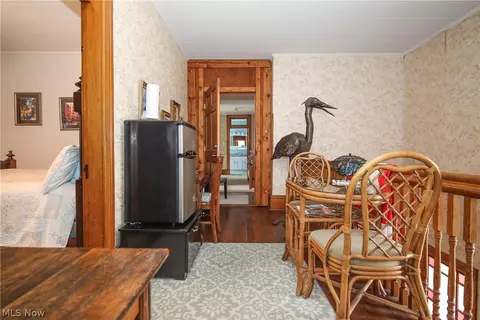 Entry Way - 501 E Main St, Barnesville, OH 43713 photo 4 of 6