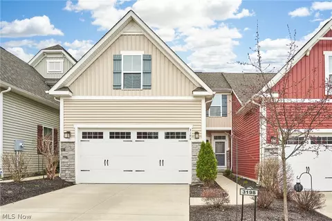 3198 Old Mill Dr, Cuyahoga Falls, OH 44223