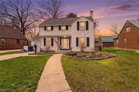 440 S Freedom St, Ravenna, OH 44266