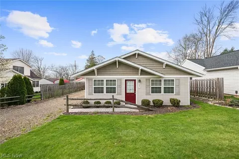 267 Rustic Rook Rd, Chippewa Lake, OH 44215