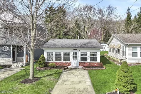 2548 Bay Vista Dr, Lakeside Marblehead, OH 43440