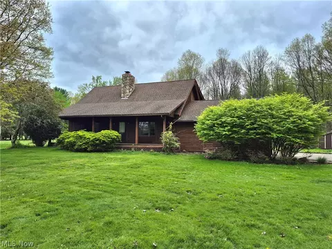 1174 Henn Hyde Rd NE, Warren, OH 44484