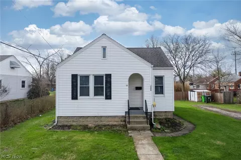 356 Avery Ave, Bedford, OH 44146