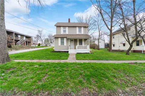 646 W Highland Ave, Ravenna, OH 44266