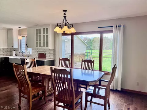 Dining - 105 Poolview Cir, Dover, OH 44622 photo 1 of 2