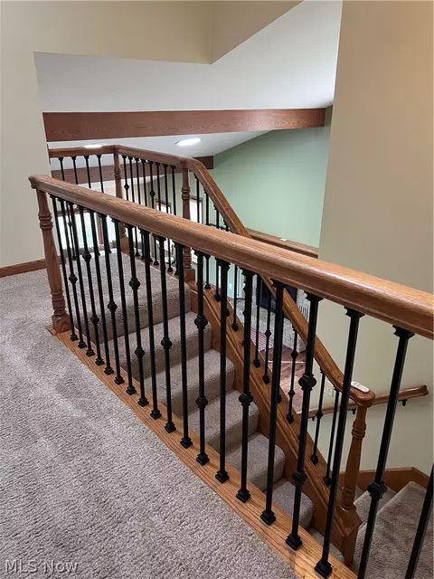 Entry Way - 105 Poolview Cir, Dover, OH 44622 photo 2 of 2