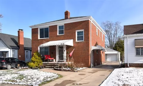 4319 W 56th St, Cleveland, OH 44144