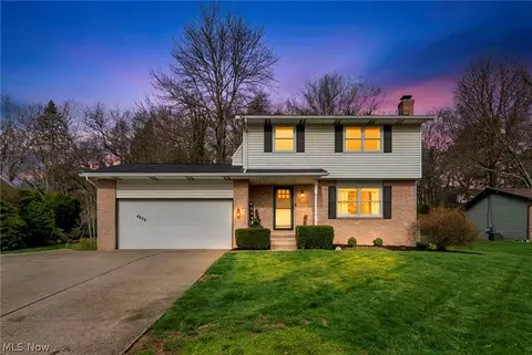 4629 Middlebranch Ave NE, Canton, OH 44705