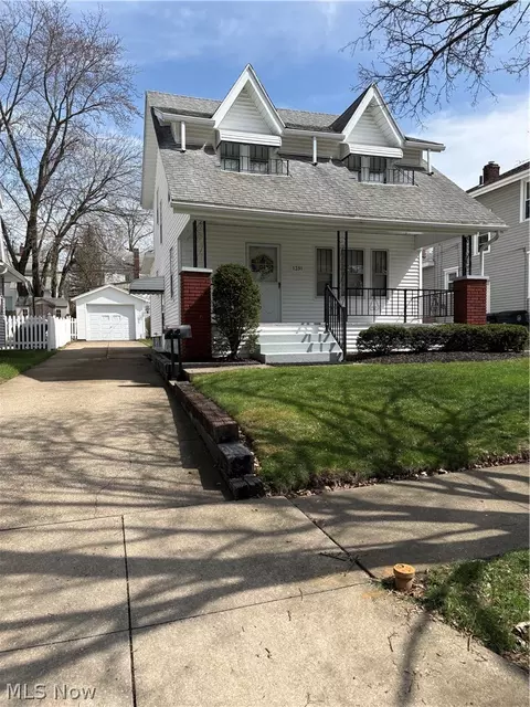 1391 Herberich Ave, Akron, OH 44301