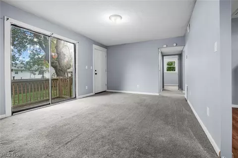 2012 Endrow Ave NE, Canton, OH 44705 photo 8